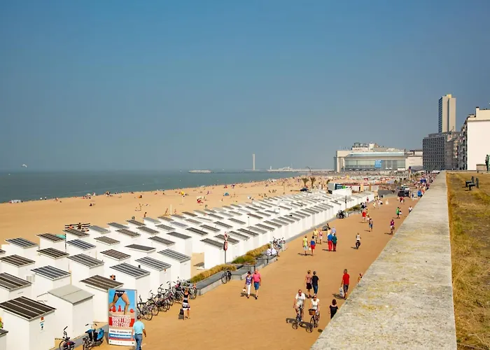 In Near The Seafront Apartment *